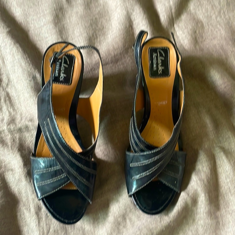 Size 9 Clarks Artisan brand 2 inch open-toed heels